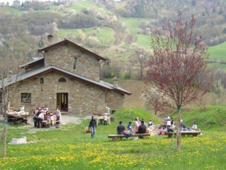 Bio Fattoria Cà d'Pignat Bed and Breakfast Lama Mocogno Esterno foto